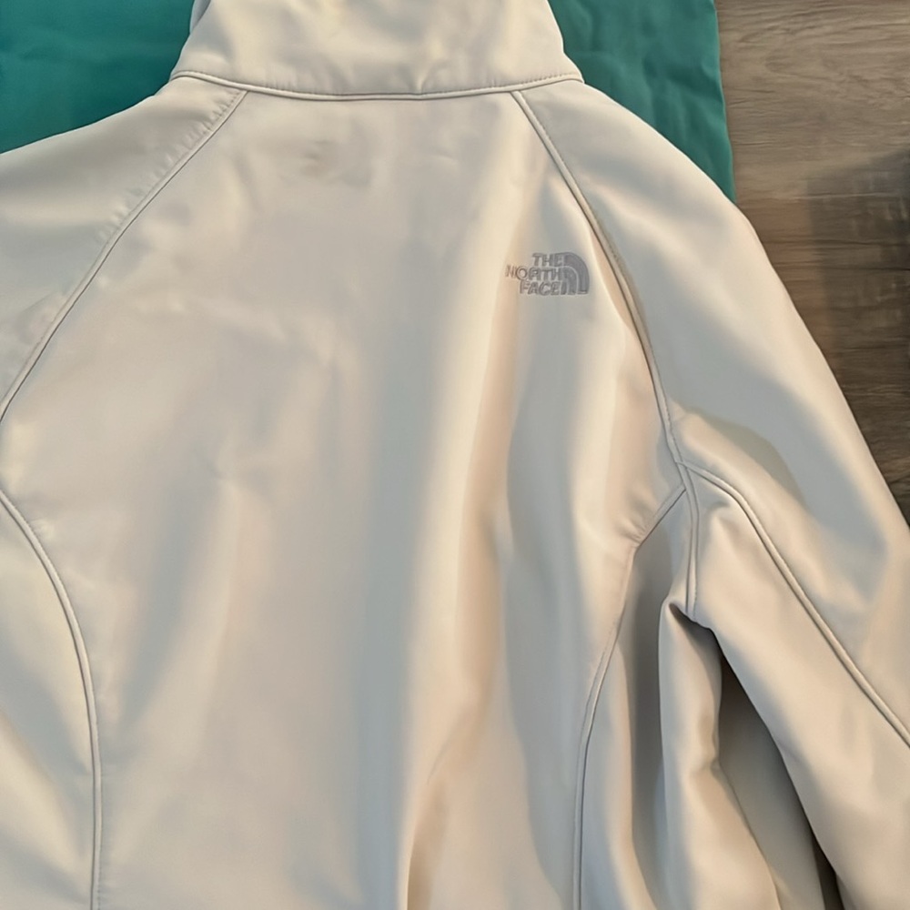 Women’s north face jacket size large - Picture 5 of 7